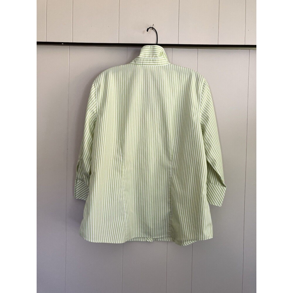 Chico’s No-Iron Lime Green Striped Shirt Pop Collar 3/4 Sleeve Size 2 / L - Picture 2 of 6